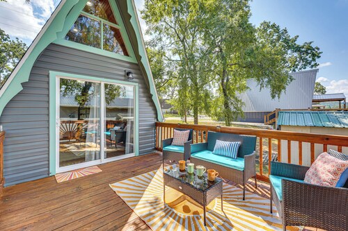 Cozy Cabin w/ Deck & Boat Launch Access in Lampe!