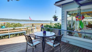 House (3 Bedrooms) | Front of property