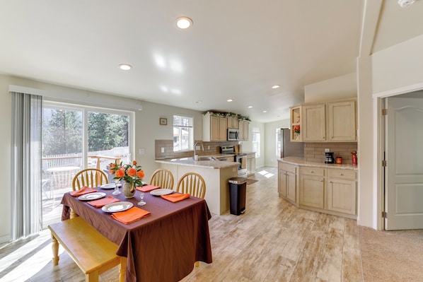 House (3 Bedrooms) | Interior - Mtn-view Gem w/ Outdoor Entertainment in Ahsahka! (Lenore)