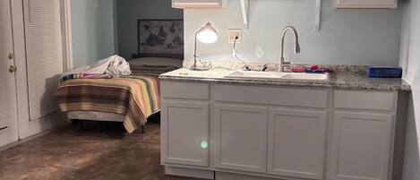 1 غرفة نوم وواي فاي مجانًا وملاءات أسرّة وتسهيلات لدخول الكراسي المتحركة