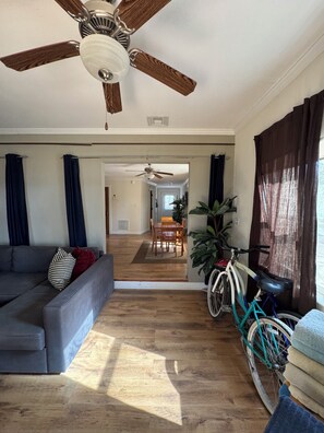 Smart TV, books - Beachfront 1-bdr 1-bath "Sea Breeze Suite" 100 ft from the Ocean with a Pool! (West End)
