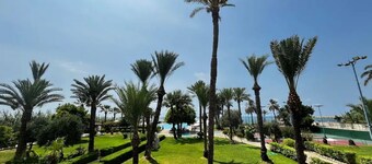 Large Duplex Chalet in Kaslik-2bedrooms-3 balconies, 4 pools, tennis,private Beach