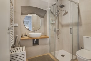 Shower, hair dryer - Holiday Home "Fuerte Thirteen" (Encinasola)