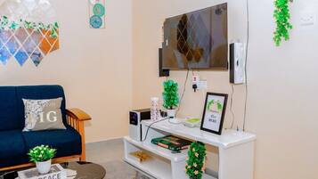 32-inch Smart TV with digital channels