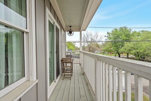 Apartamento luxo, sacada | Terraço/pátio
