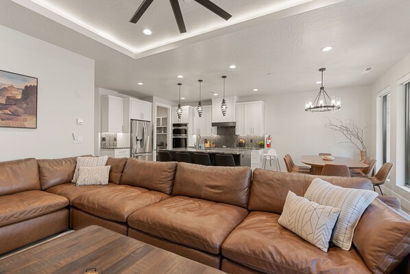 TV, videospill og bordtennis