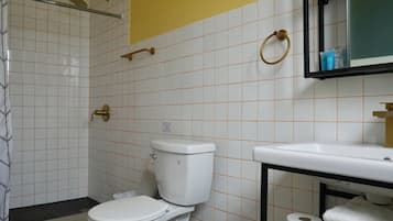 Hair dryer, towels