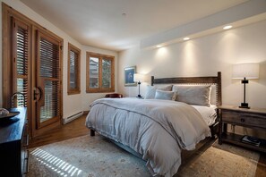 3 Schlafzimmer, Bügeleisen/Bügelbrett, WLAN, Bettwäsche