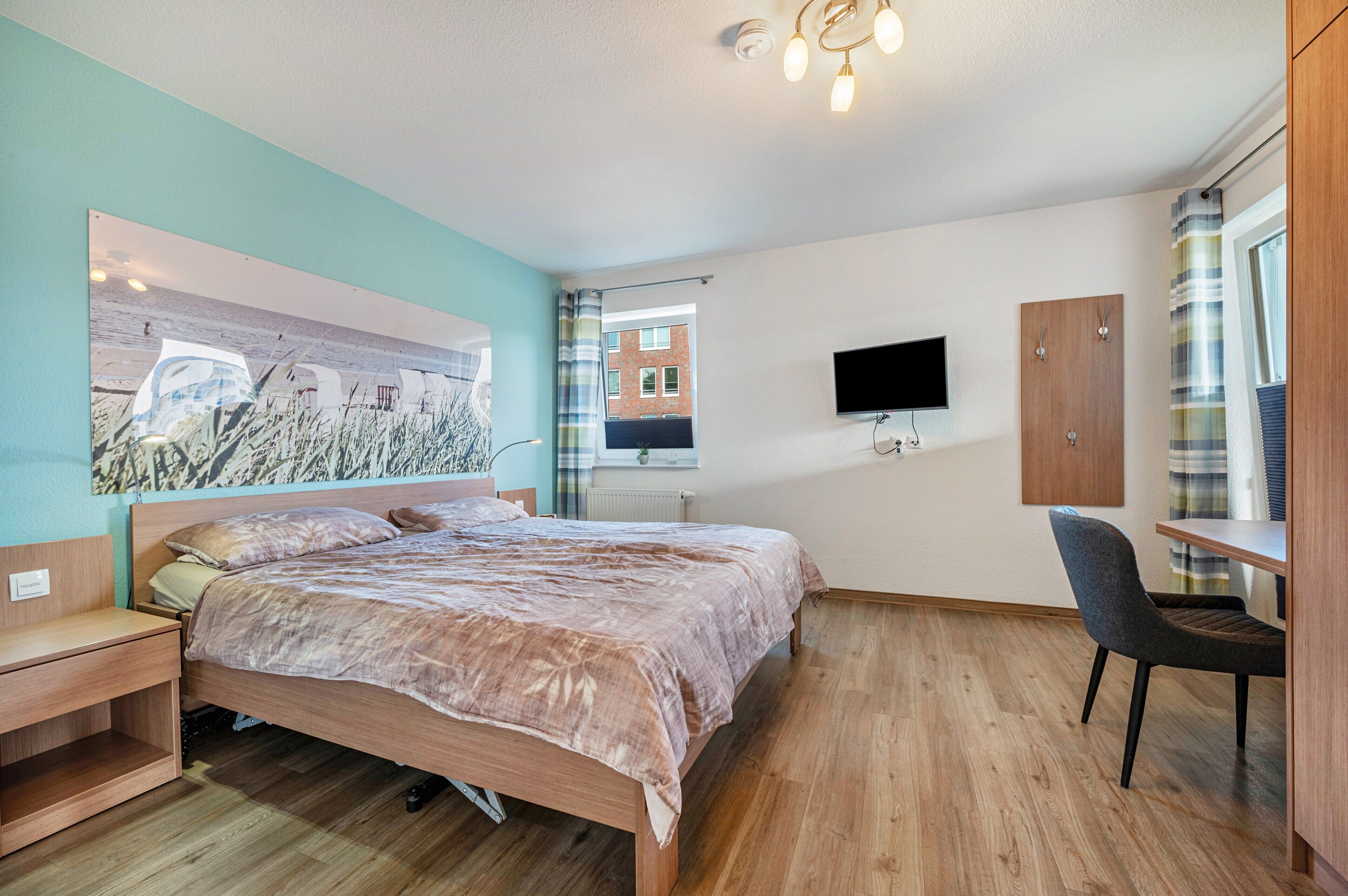 2 Schlafzimmer, Schreibtisch, Bügeleisen/Bügelbrett, WLAN