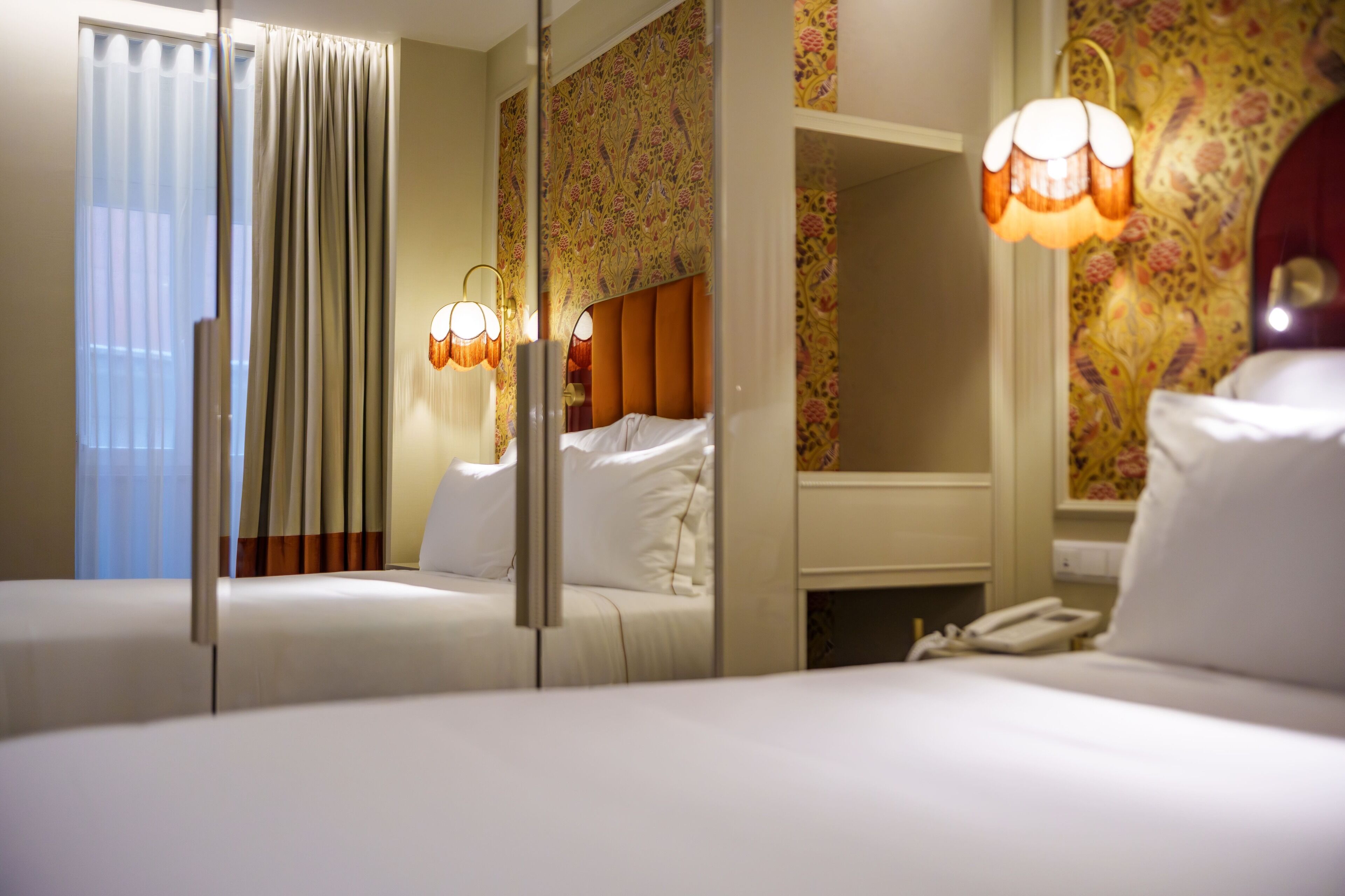 Cozy | ตู้นิรภัยในห้องพัก, ผ้าม่านกันแสง, ห้องเก็บเสียง, Wi-Fi ฟรี