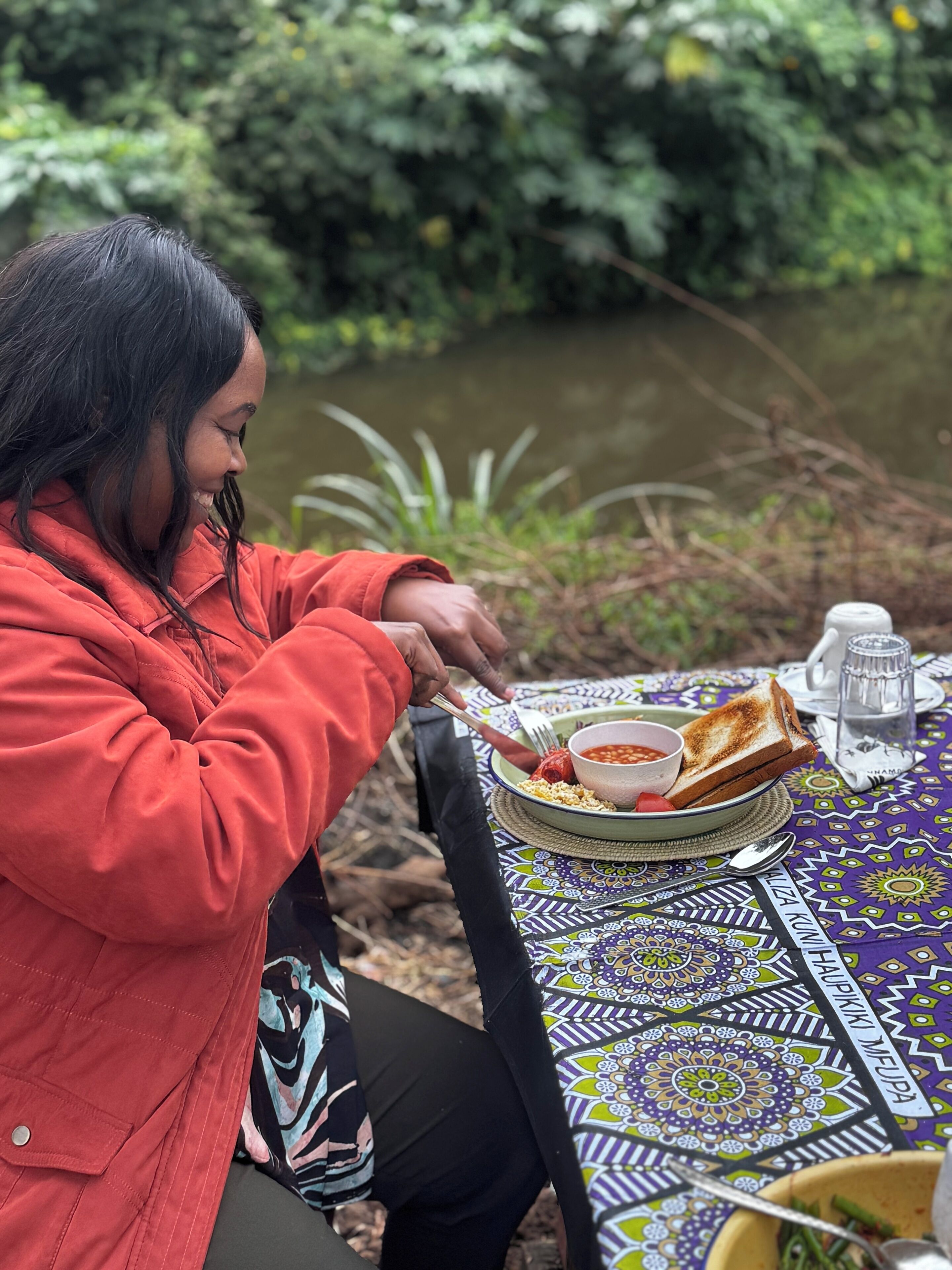 Free daily English breakfast