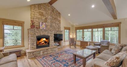 Discover mountain living at Aspen Grove Lodge in Frisco, CO!