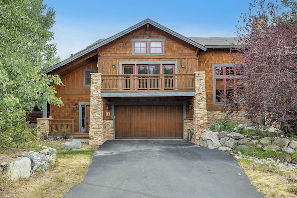 Exterior - Discover mountain living at Aspen Grove Lodge in Frisco, CO! (Frisco)