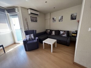 Apartment | Living area - Modern Apartment by Poniente Beach (Benidorm)
