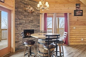 Cabin, 2 Bedrooms | Dining - Climbing To New Heights 2 Bedroom Cabin (Sevierville)
