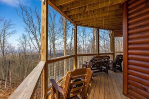 Cabin, 2 Bedrooms | Terrace/patio