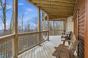 Cabin, 2 Bedrooms | Terrace/patio - Climbing To New Heights 2 Bedroom Cabin (Sevierville)