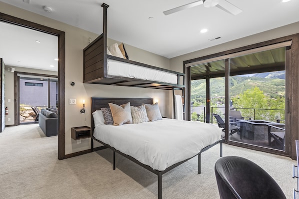 House, 4 Bedrooms