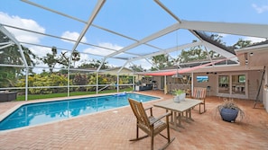 House, 2 Bedrooms | Pool