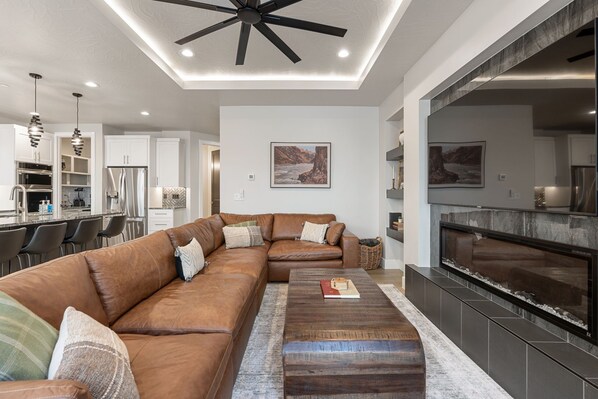 Maison, 3 chambres | Coin séjour