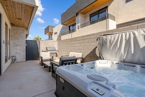 منزل - ٣ غرف نوم | شرفة/رواق