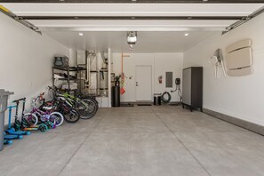 Townhome, 4 Bedrooms | Interior