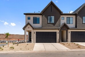 Townhome, 4 Bedrooms | Exterior