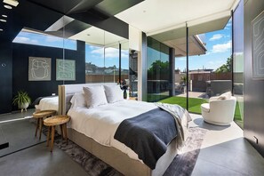 4 chambres, fer et planche à repasser, Wi-Fi, draps fournis