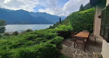 Casa Saggio: Lakeside Retreat with Stunning Views