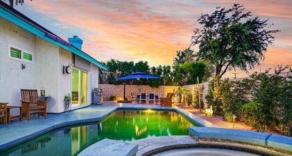 Palm Springs Escape Pool Spa Mountain Vibes