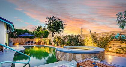 Palm Springs Escape Pool Spa Mountain Vibes