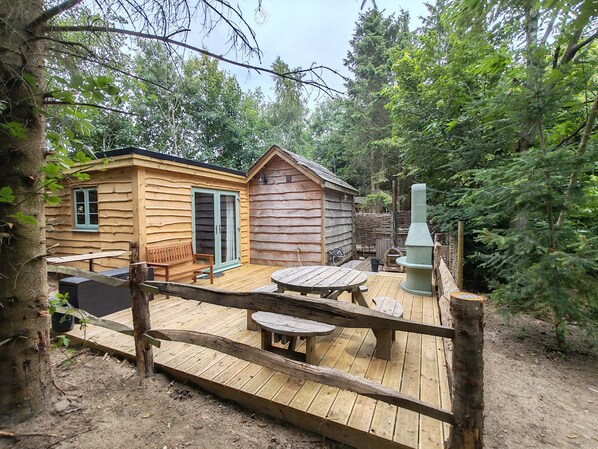 Cabin, 1 Bedroom (Woodpecker Lodge with hot-tub)