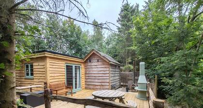 Hayne Barn Estate - Private Estate : 6 Eco Lodges - 1 Studio