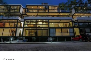 Exterior - Fast wifi/10 min from beach/Rooftop jacuzzi/gym (Tulum)