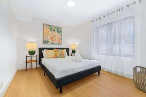 3 bedrooms, in-room safe, iron/ironing board, travel crib