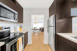 Fridge, microwave, oven, stovetop - 3BR Retreat with Pool and Fenced Yard - Near Wynwood (Miami)