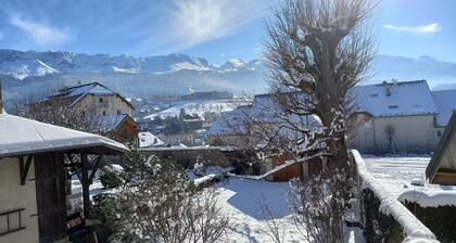 Jardin d'Apolline – Charmantes Haus mit geschlossenem Garten im Herzen von Villard de Lans