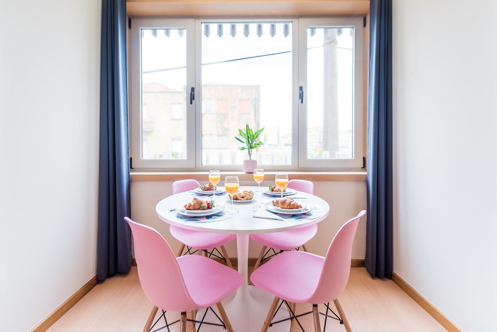 开间 (Standard Studio) | 用餐