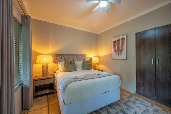 Standard Double Room | In-room safe, iron/ironing board, free WiFi