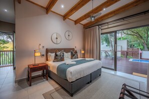 Villa, Balcony, Garden View