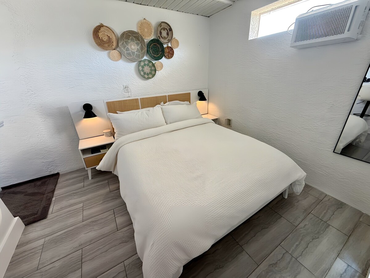 Photo 4 of Private modern Oasis W kitchen & parking in beautiful Naples with AC