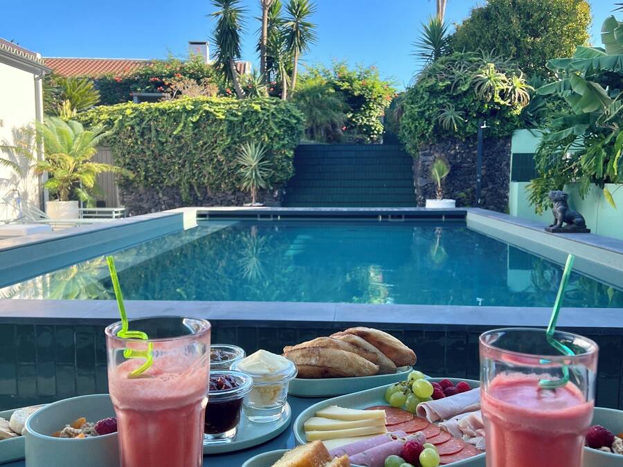 Gratis komplett frukost varje dag