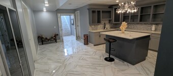 Cozy 2-bedroom apartment with movie theater.