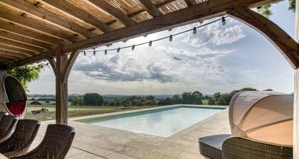 La Felicite - Huit Chambres Villa, Couchages 18