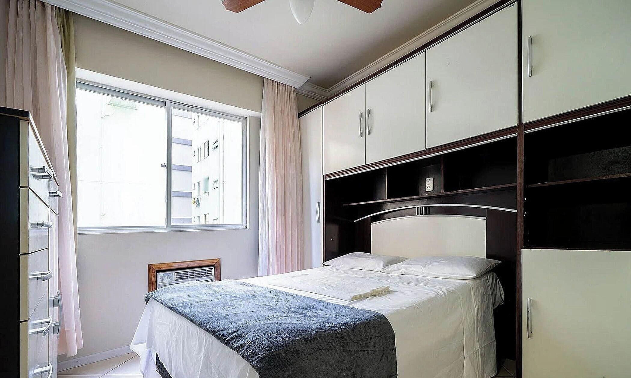 2 bedrooms