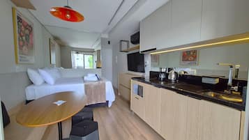 Basic Apartment | Interior