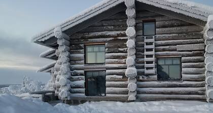 Sielikkö Aurora Log Villas