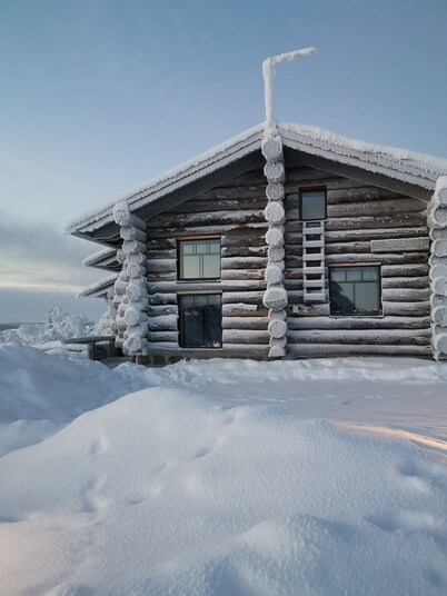 Sielikkö Aurora Log Villas