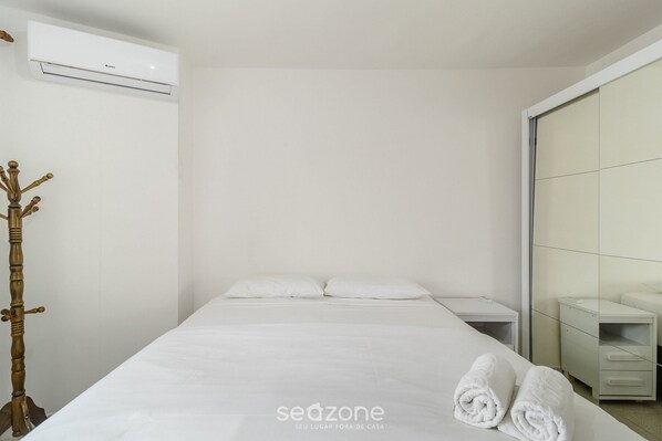 Basic Apartment | 2 bedrooms - Apt W/balcony 100m From Beach - Ingleses Eab203 (Florianópolis)