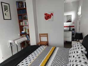 1 bedroom, Internet, bed sheets